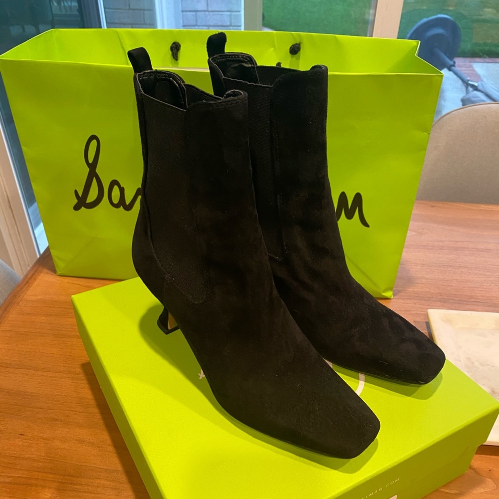 Sam Edelman Black suede kitten heal boot